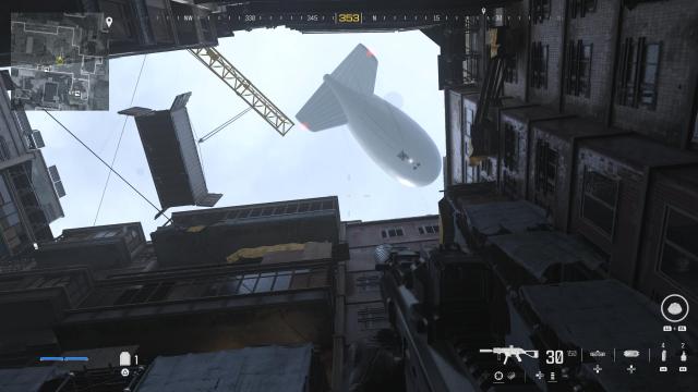 MW3: Highrise mission zeppelin visible from ground floor exterior