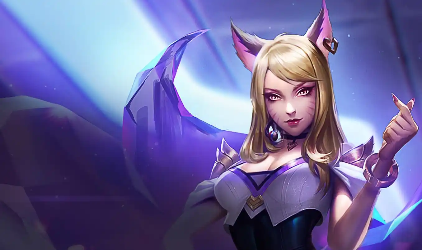 Ahri getting blinged out and rady for battle or a concert