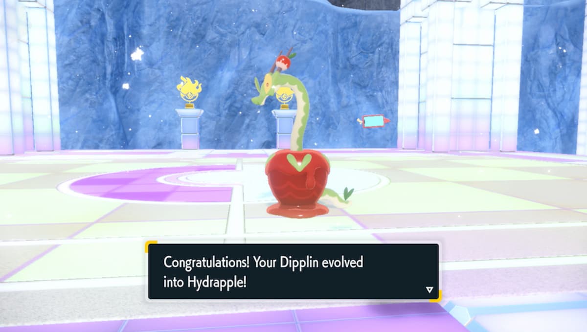 Hydrapple with only one head shown in Pokemon Scarlet and Violet.