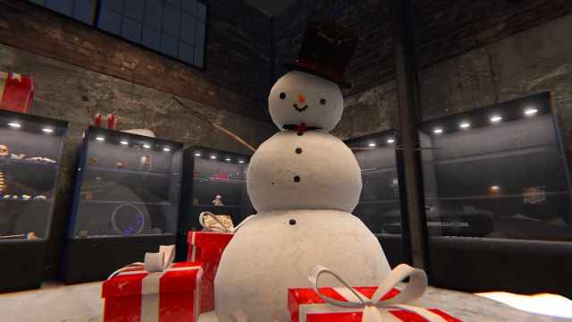 A snowman in the Phasmophobia lobby.