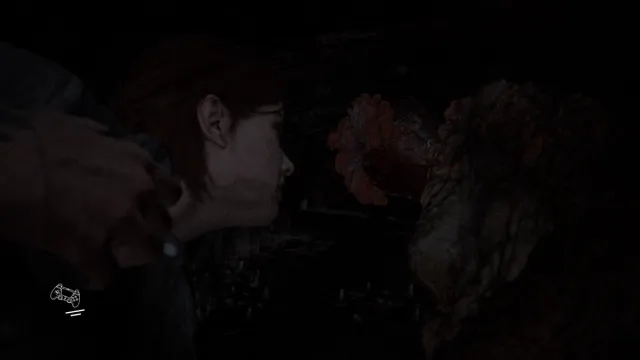 Ellie in front of dead clicker of sewer tunnel in Seattle Sewer Lost Level, TLOU2 Remastered