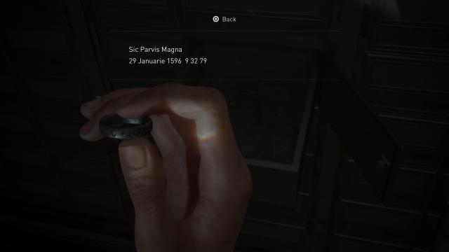 A ring which says "Sic Parvis Magna""