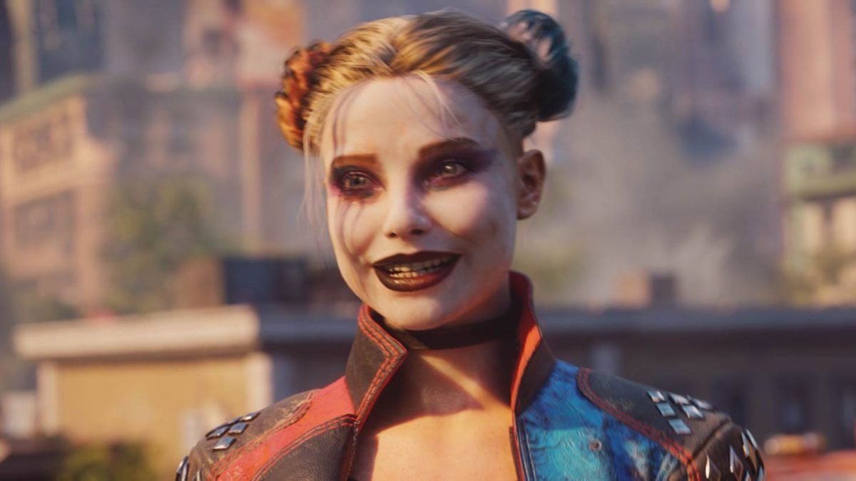 harley quinn smiling in suicide squad kill the justice league