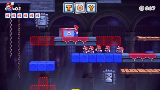 Mini-Marios collecting the O