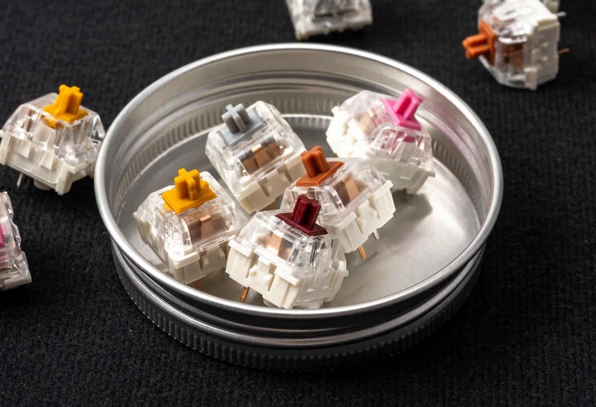 Five different Kailh Speed mechanical switches in a bowl