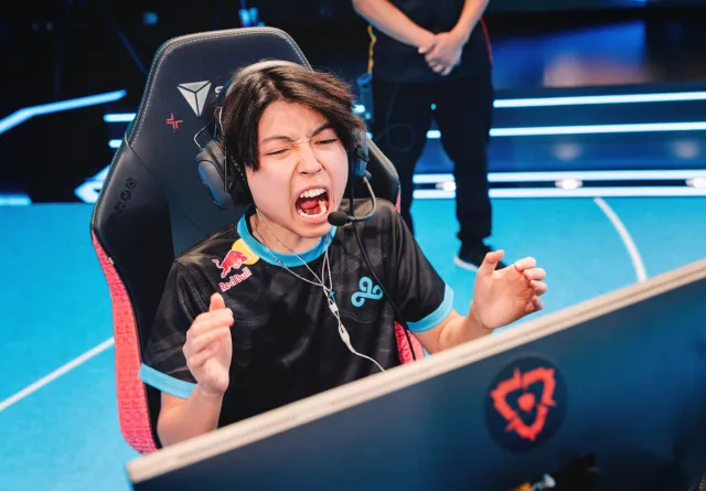 Francis "OXY" Hoang of Cloud9 VALORANT lets out a scream after a play at the VCT Americas Kickoff.