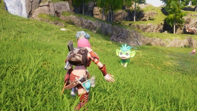 A Tanzee running happily toward the player.