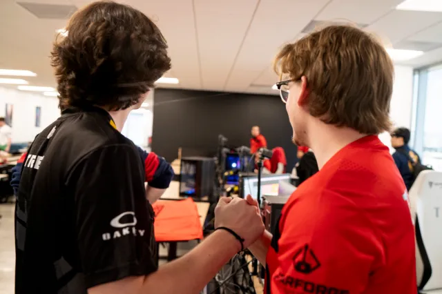 G2 trent and Sentinels Zellsis shake hands during an offseason VALORANT match.
