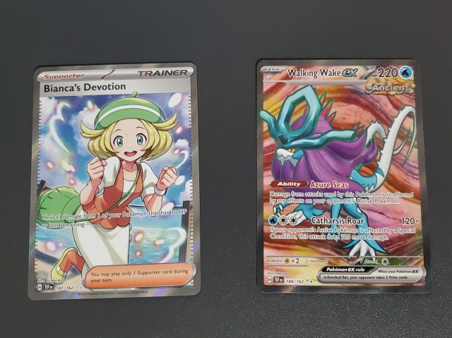 Walking Wake ex and Bianca's Devotion Full Art.