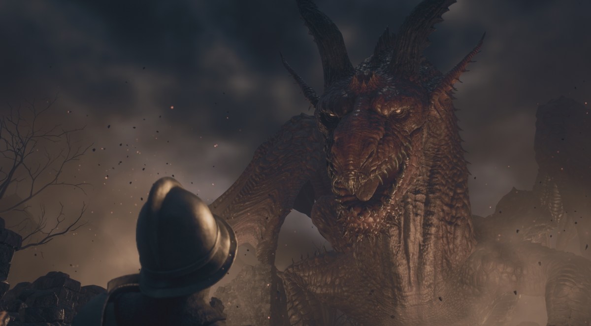 A dragon looking at our character in Dragon's Dogma 2