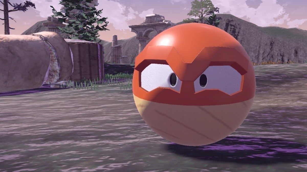 Hisuian Voltorb looking at the camera