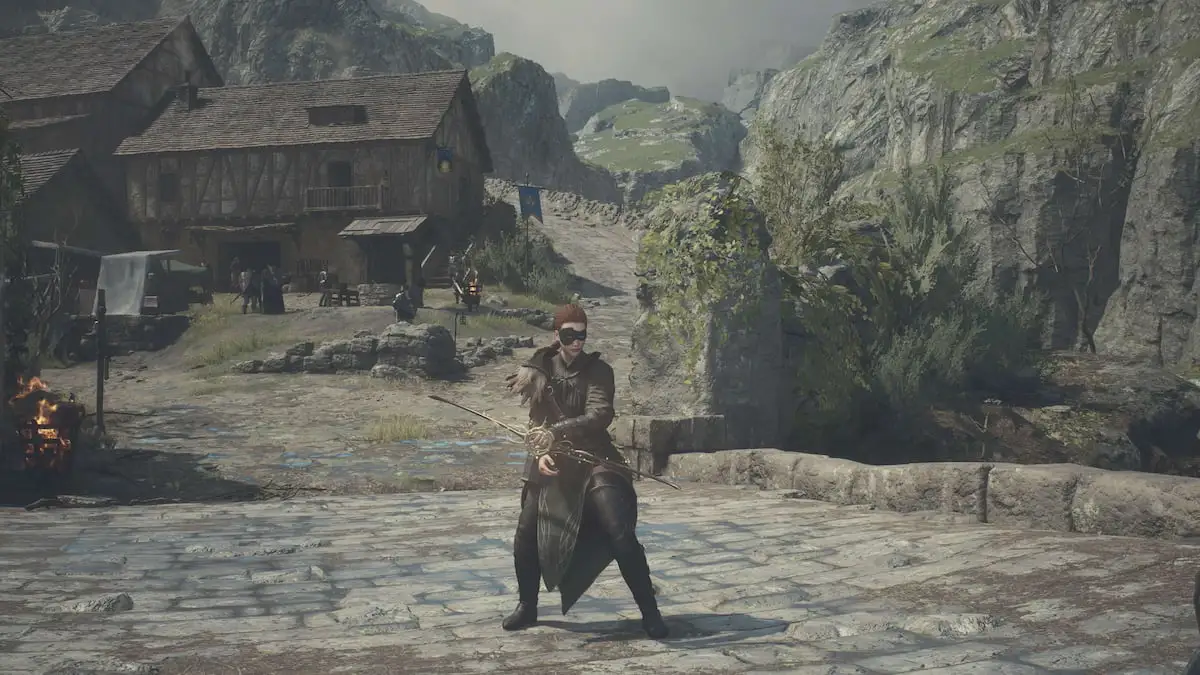 Main character standing out Checkpoint Rest Town in Dragon's Dogma 2