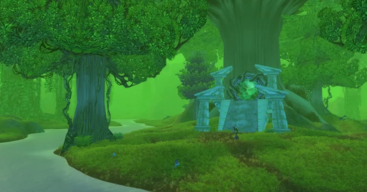 Image of a Emerald Portal in WoW SoD.