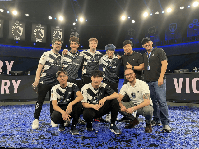 Team Liquid celebrates a League of Legends win in 2022.