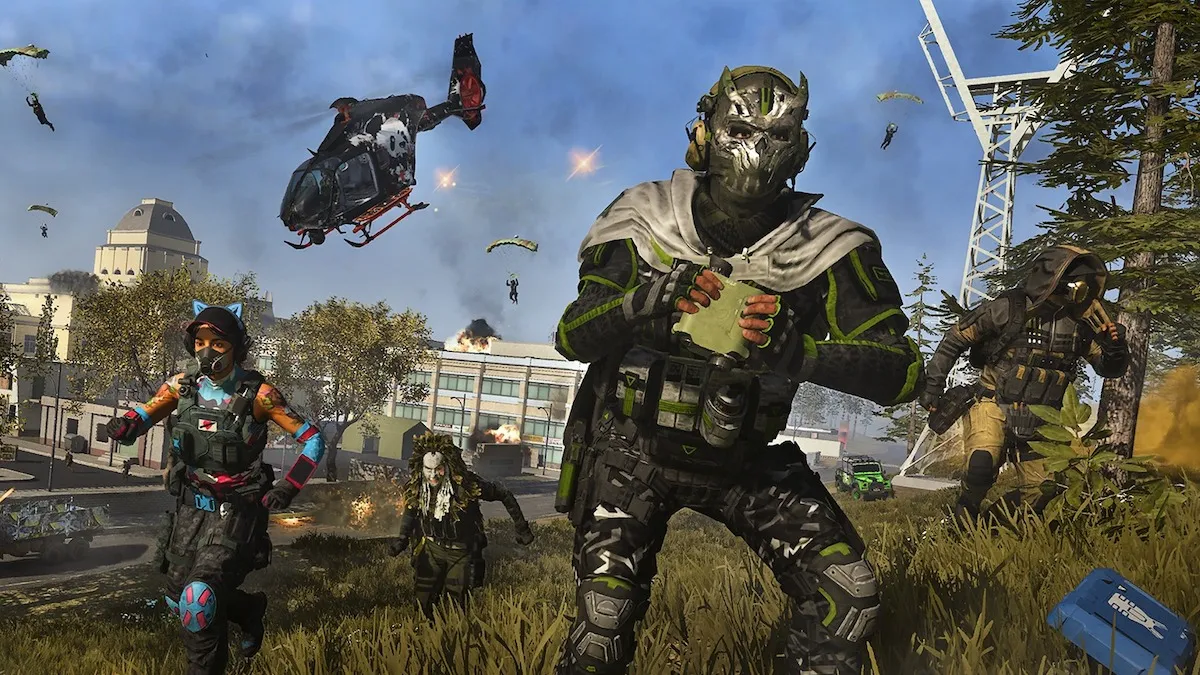 Warzone Mobile characters with choppers in the background.