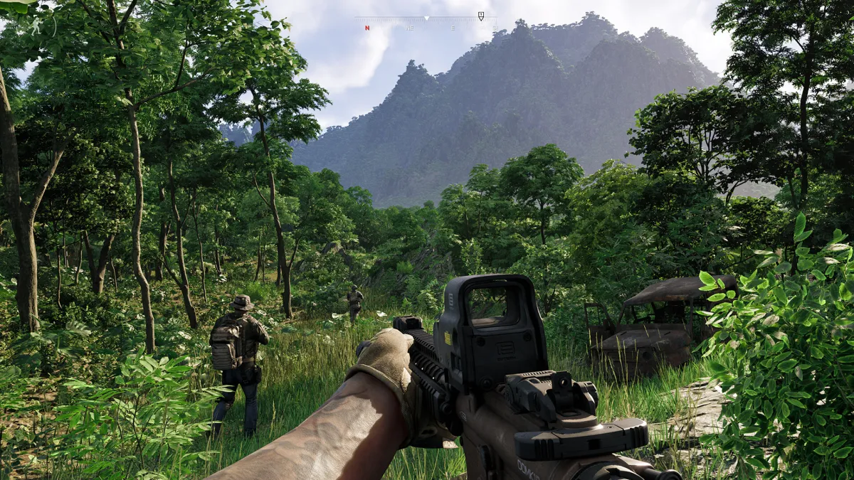 A player steps through a forest in Gray Zone Warfare.