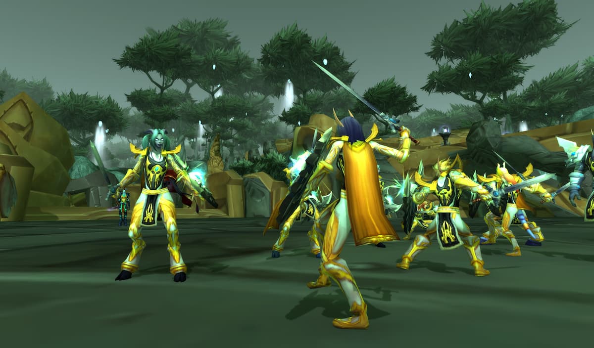 Members of the Shattered Sun Offensive training in Shattrath City
