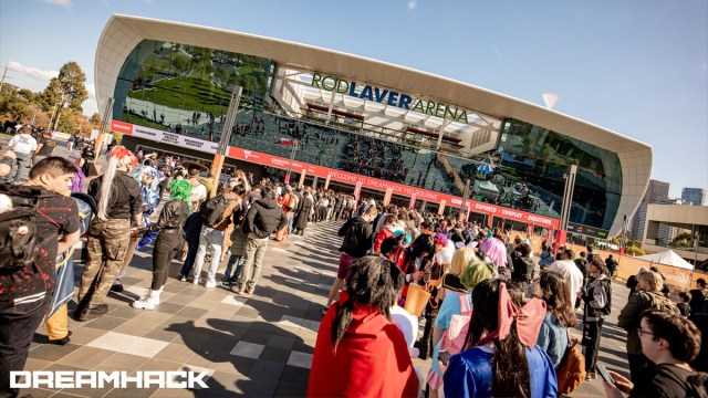 Thousands of fans pack together outside Rod Laver Arena for DreamHack Melbourne 2024.