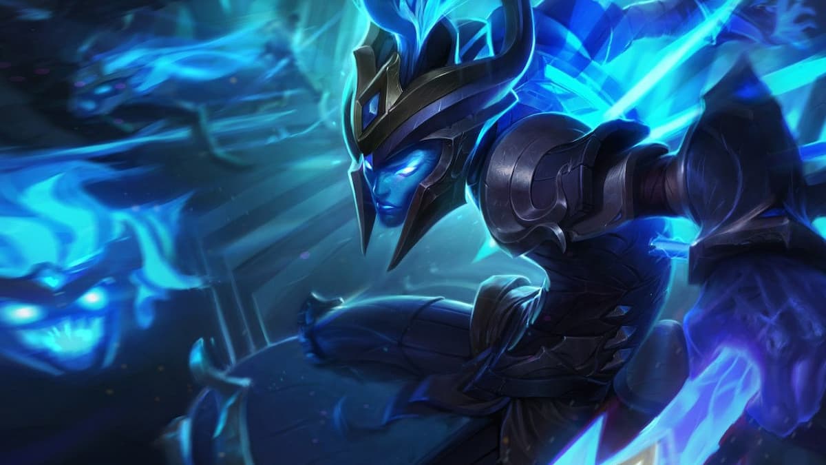 Kalista aiming to throw her spear.