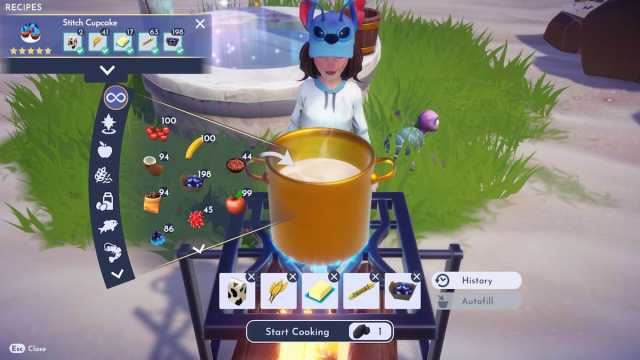 Cooking Stitch Cupcakes in Disney Dreamlight Valley.