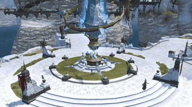A sparsely populated plaza with white stone and a big crystal centerpiece, the Limsa Lominsa Aetheryte Plaza in Final Fantasy XIV.