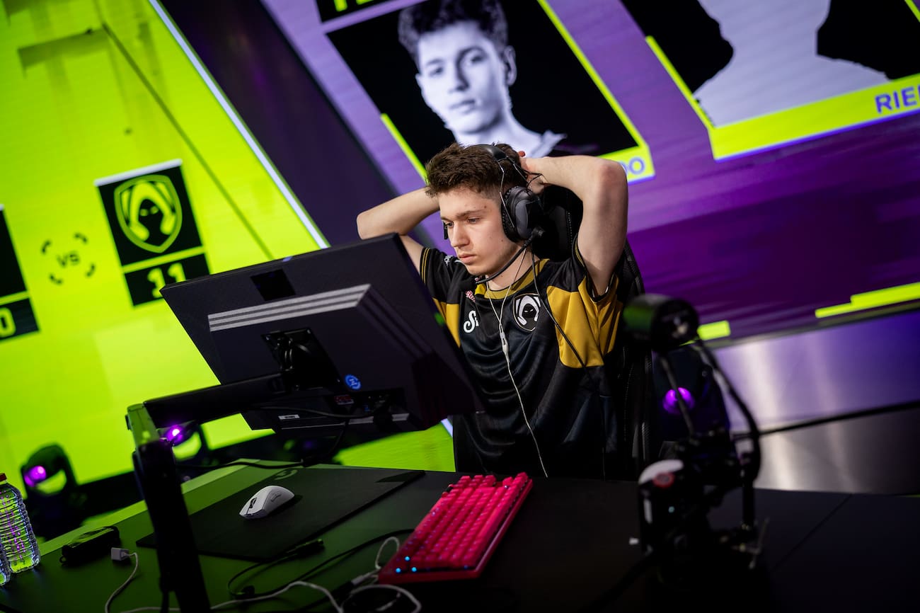 Team Heretics VALORANT starter to miss Masters Shanghai due to extensive burnout