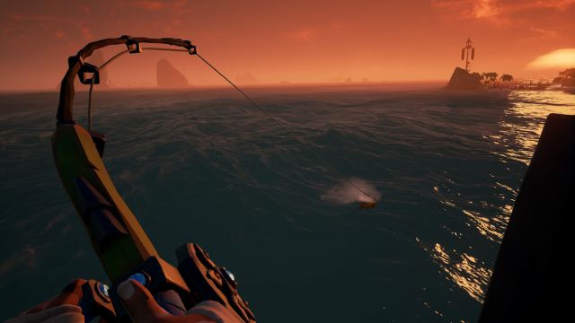 Fighting the fish in Sea of Thieves