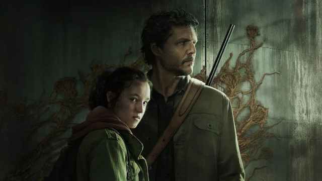 Pedro Pascal et Bella Ramsey dans le rôle de Joel et Ellie dans l'émission télévisée The Last of Us en direct