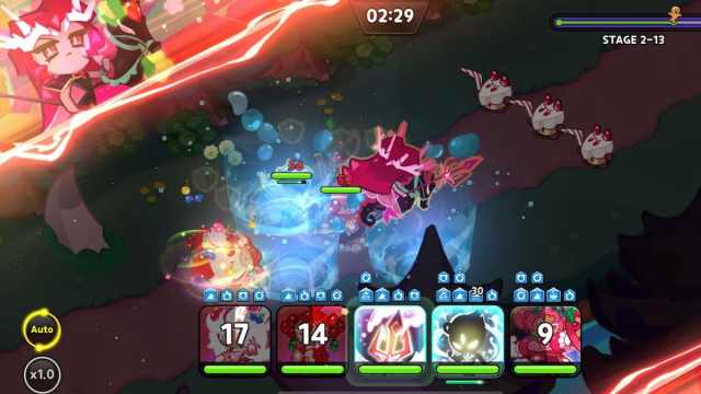 Crimson Coral Cookie fighting in battle in Cookie Run: Kingdom.