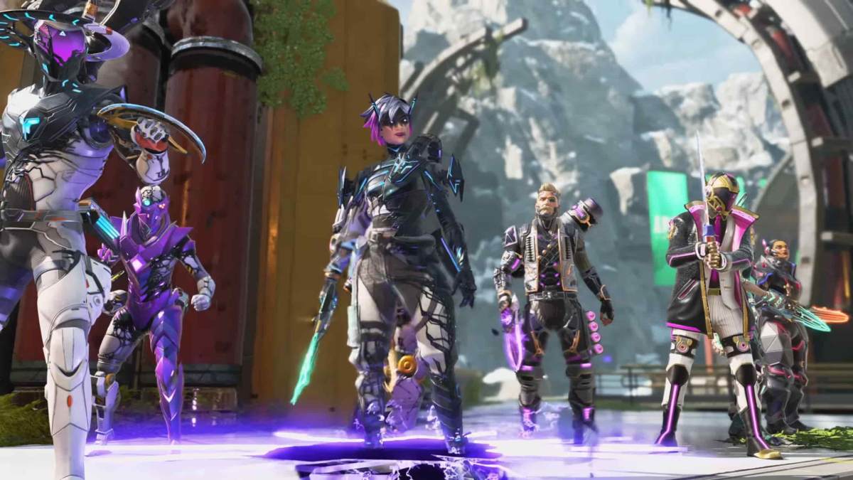 Alter and several other Apex characters stand ready with their weapons drawn.