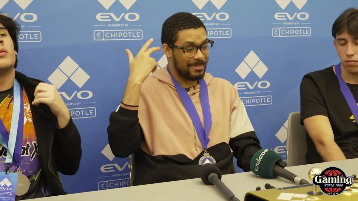 SonicFox is talking during Evo