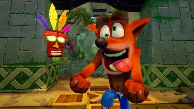 Crash Bandicoot making a funny face.