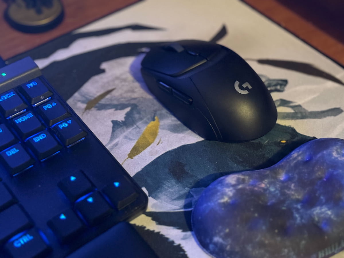 Logitech G309 wireless gaming mouse review: Tiny, graceful, AA battery-powered precision aiming