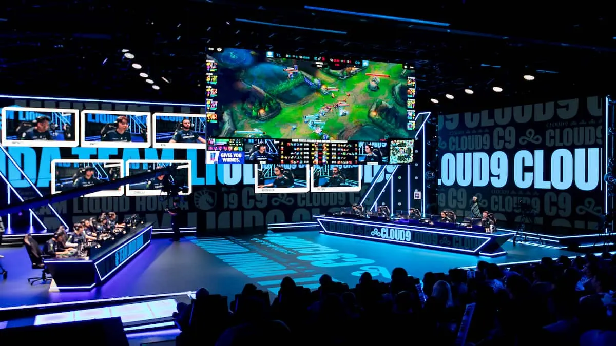 How to get LCS Pro View VODs from Twitch