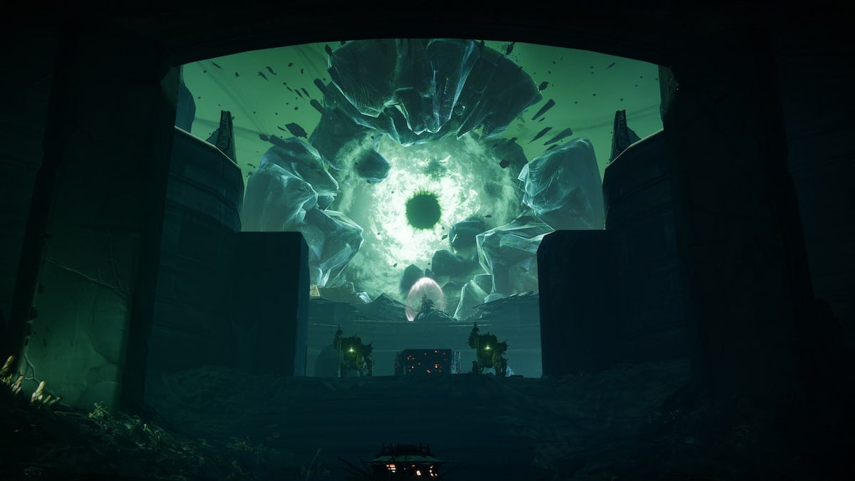 Crota's Throne Room, with two Knights and the Oversoul at the center of the photo.