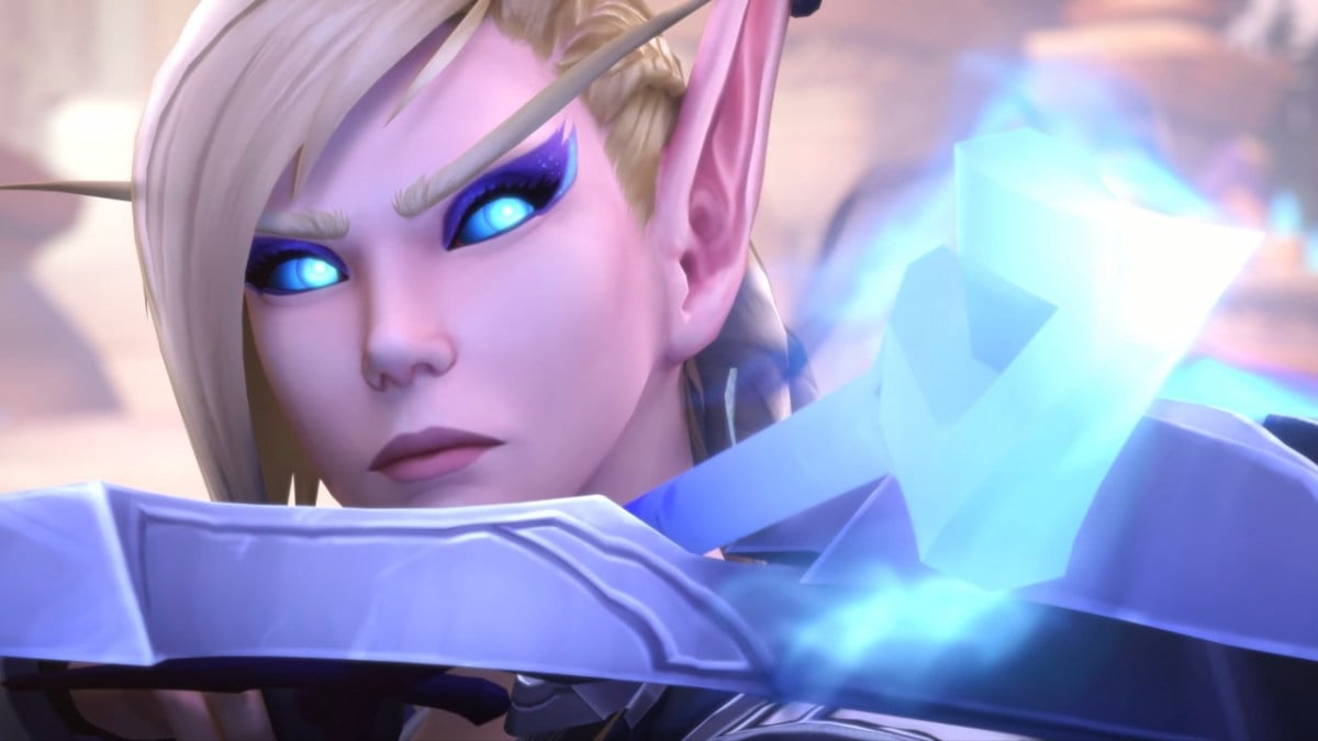 Alleria drawing her bow with a glowing blue light arrow in WoW The War Within