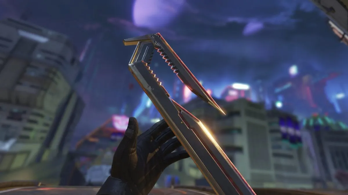 Weapon inspection shot of the Serpent's Sting in Apex Legends