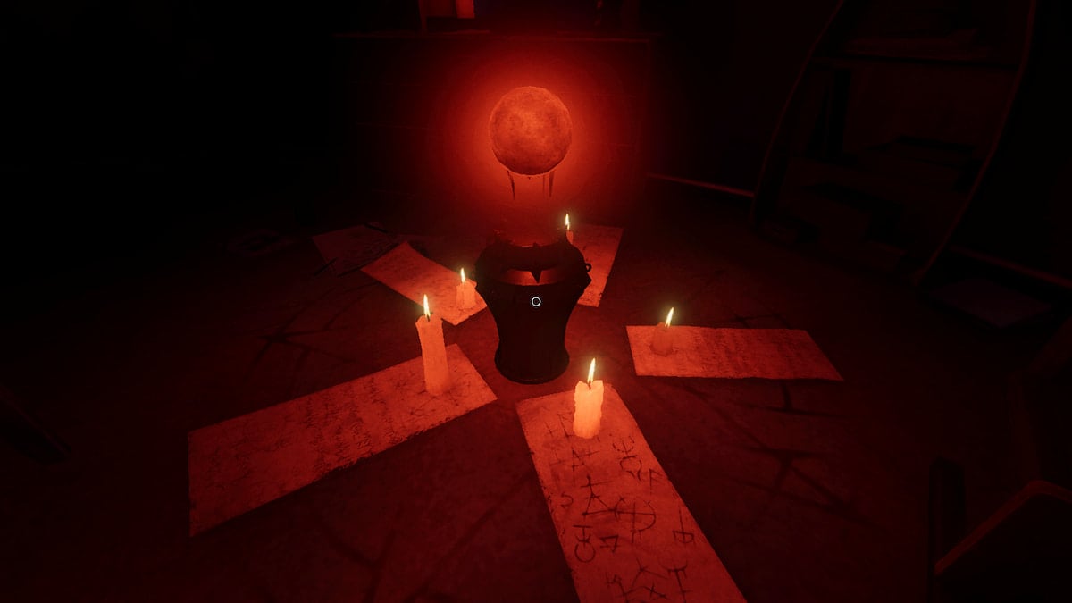 A Blood Moon Totem with a Blood Moon flaoting above a black base surrounded by candles in Phasmophobia.