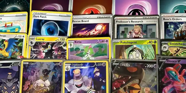 Lines of neatly stacked Energy, Items. and Pokémon cards with full artwork.