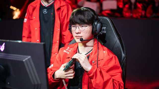 Picture showing Faker playing in the LCK Cup 2025 for T1.