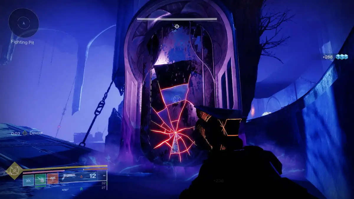 A broken mirror portal inside the fighting pit in Kell's Fall.