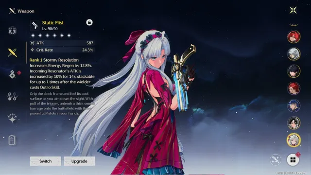 Carlotta holding the Static Mist pistol at level 90