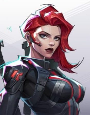 Black Widow hero image shot on hero roster menu in Marvel Rivals