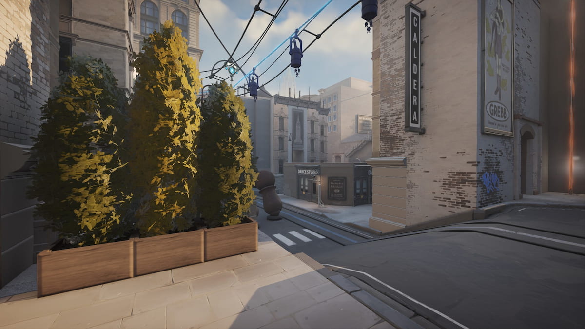 Deadlock screenshot of a lane with ziplines above