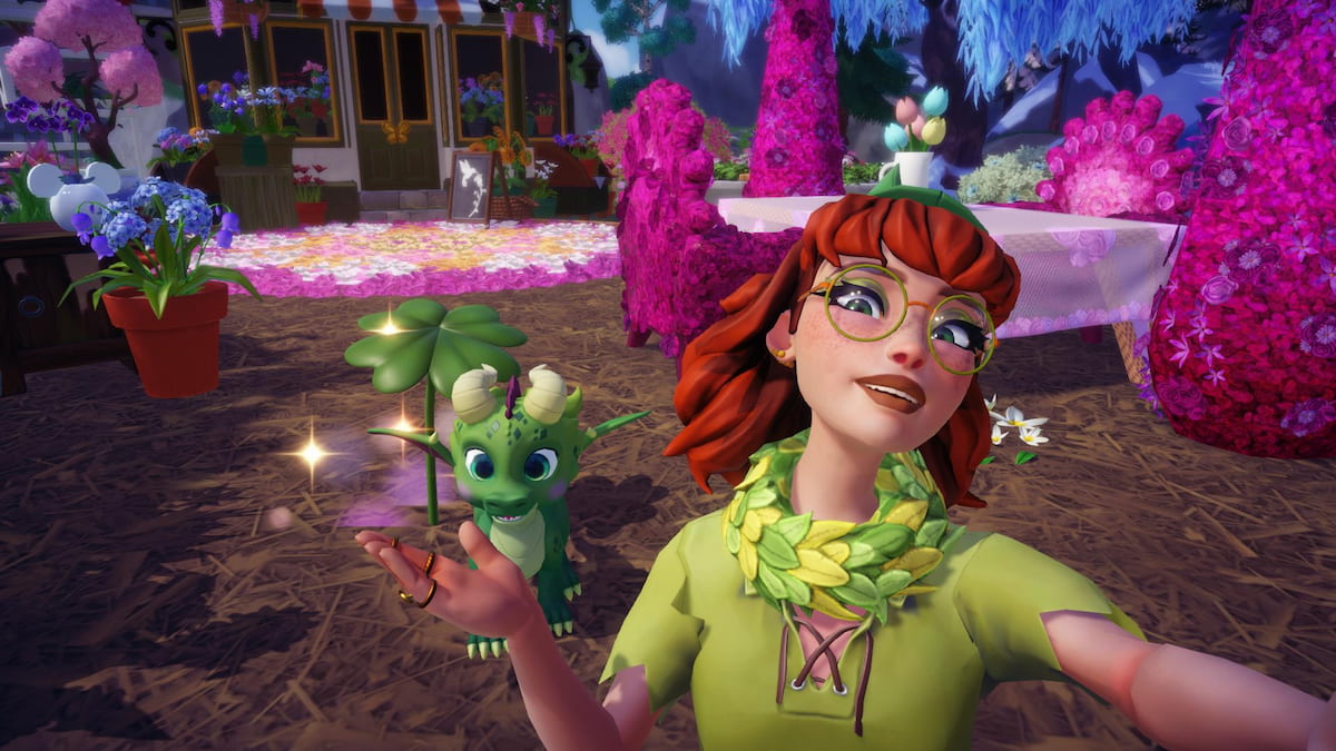 A player with orange hair and a green shirt holding their hand out under a four-leaf clover in disney dreamlight valley.